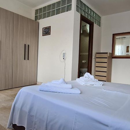 Em Holiday Apartment Quartu SantʼElena Exteriér fotografie